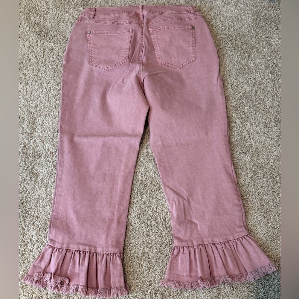 Cato Est 1946 Denim Women’s Pink Jeans Crop Flare Size 10 Hi-Rise Raw Hem - Picture 5 of 5